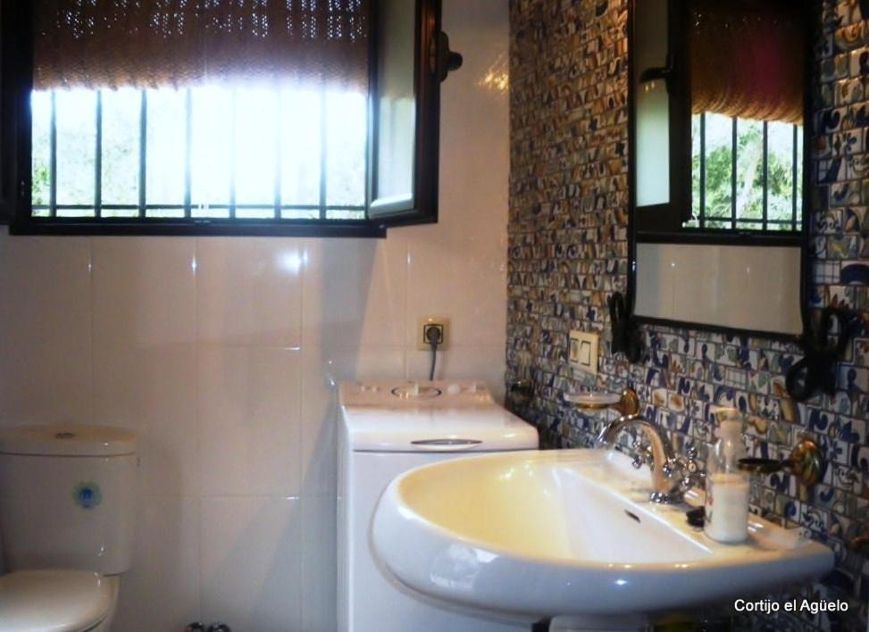 Photo of Bathroom in Huelma