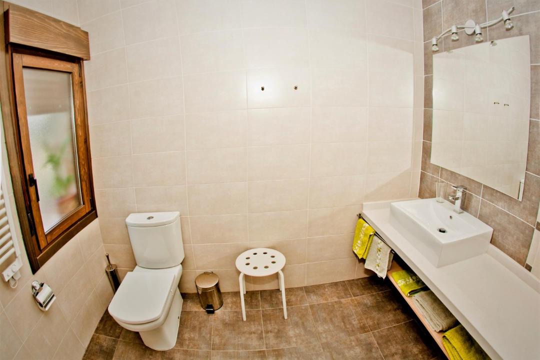 Photo of Bathroom in Valverde de la Vera