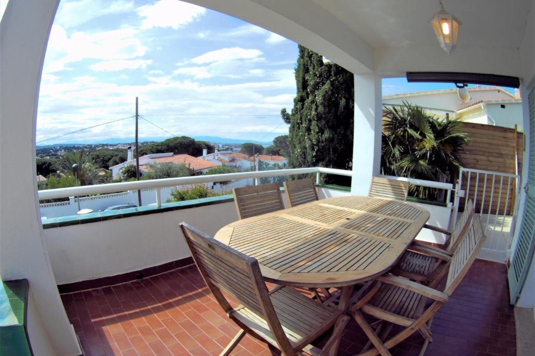Photo of Patio Balcony in L'Escala
