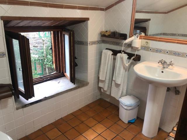 Photo of Bathroom in O Cebreiro