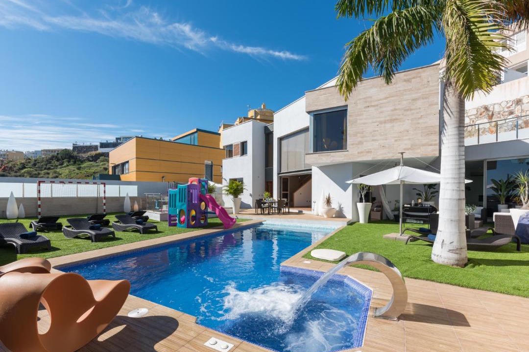 Photo of Outdoor in Acoran