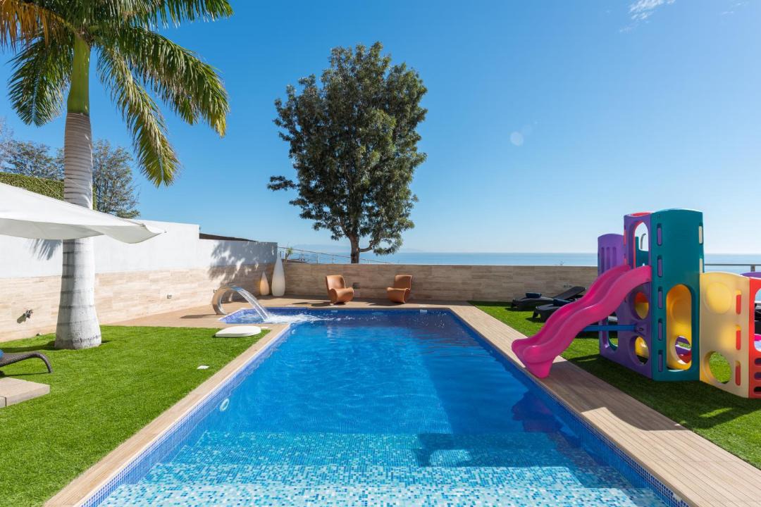 Photo of Outdoor in Acoran