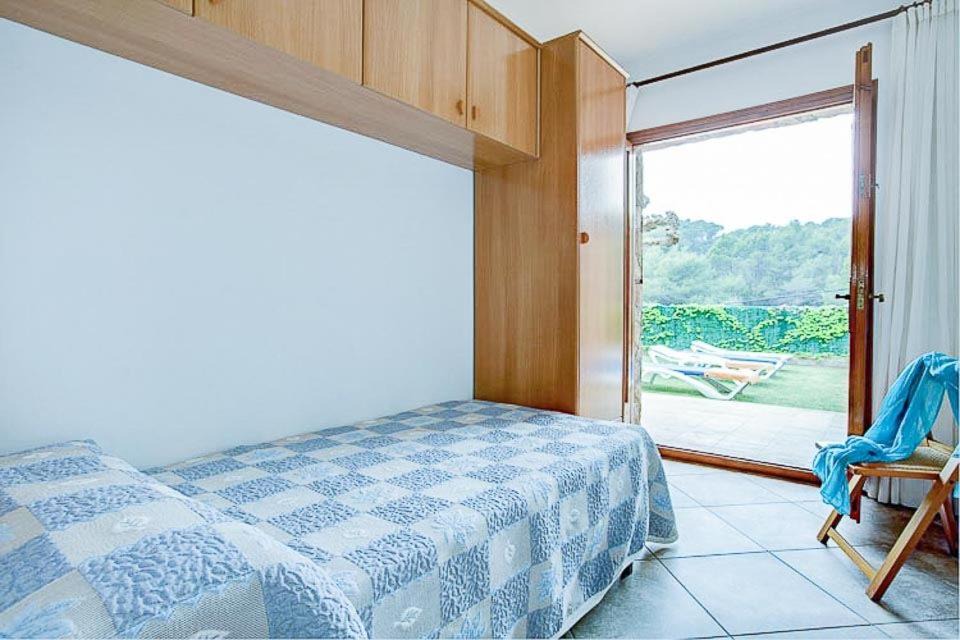 Photo of Bedroom in Tamariu