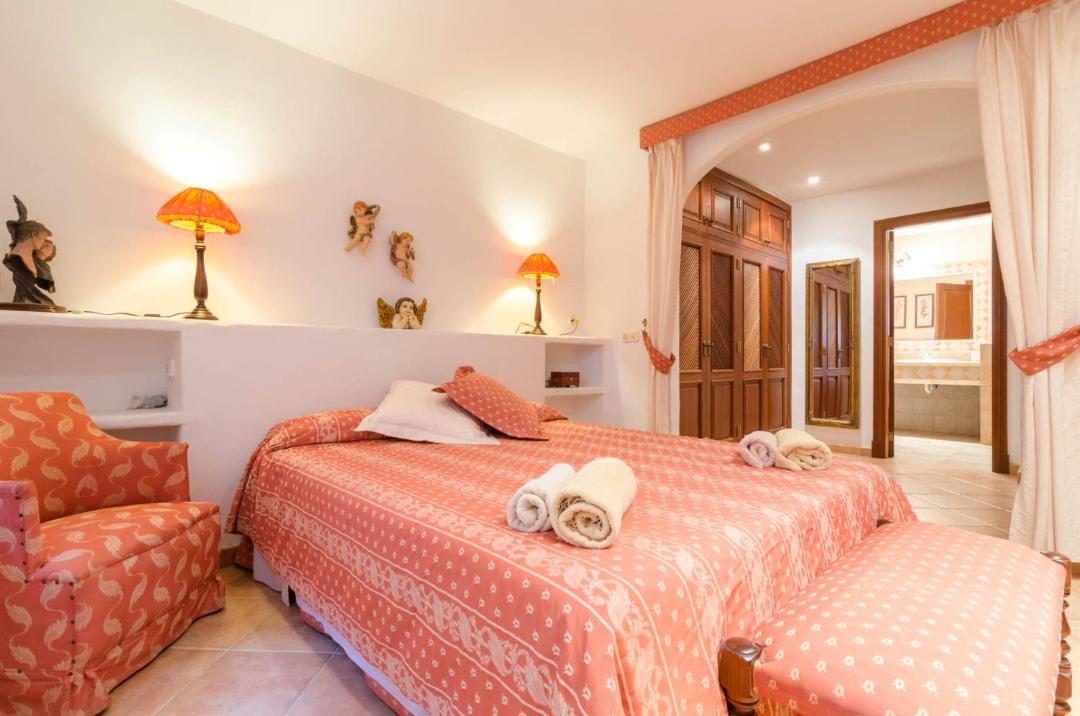 Photo of Bedroom in S Horta