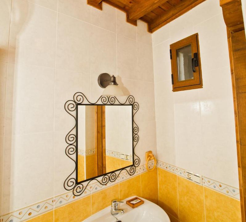 Photo of Bathroom in Mogarraz