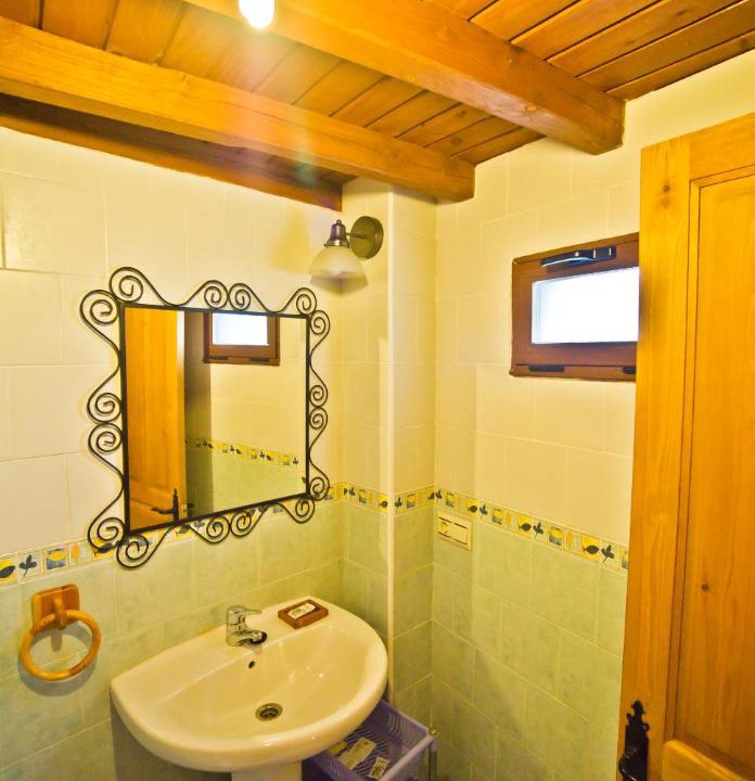 Photo of Bathroom in Mogarraz