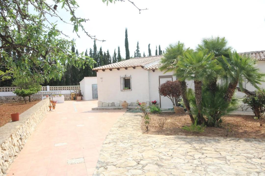 Photo of Buildings in La Empedrola