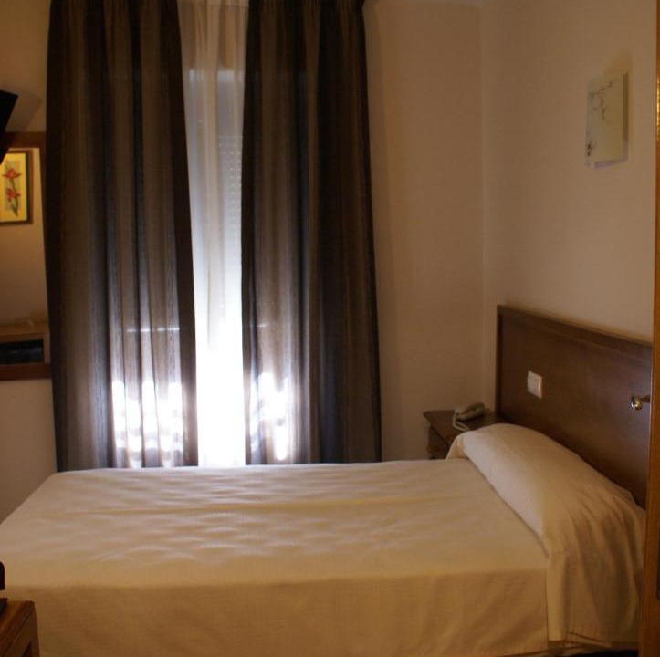 Photo of Bedroom in Almaden