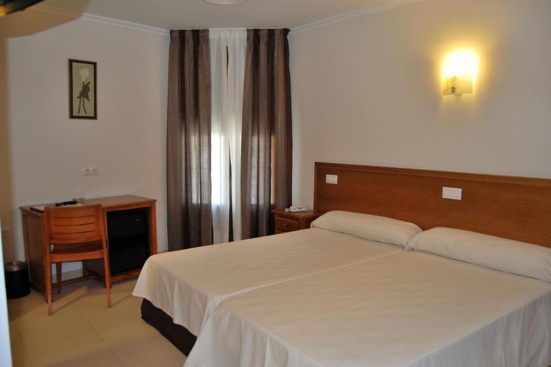 Photo of Bedroom in Almaden