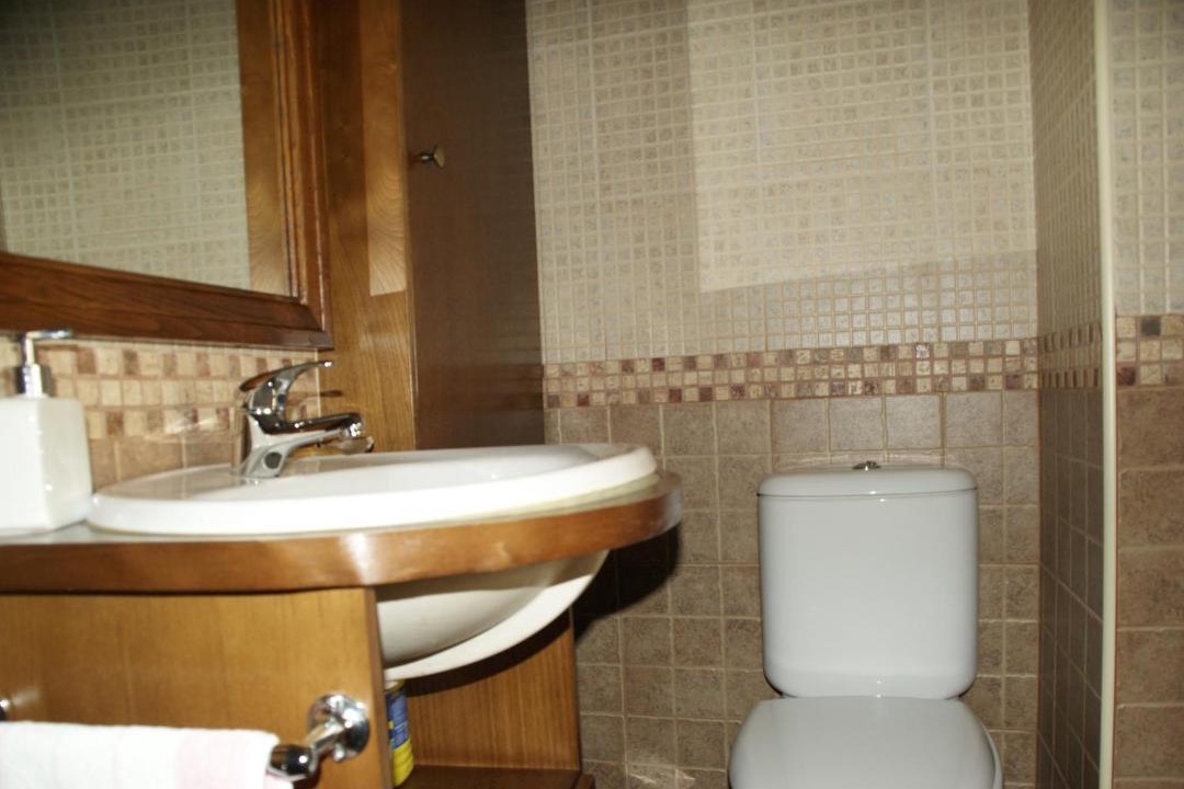 Photo of Bathroom in Santa Cruz de los Cuerragos