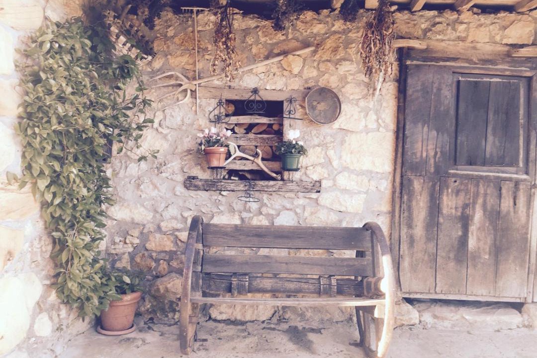 Photo of Others in Becena