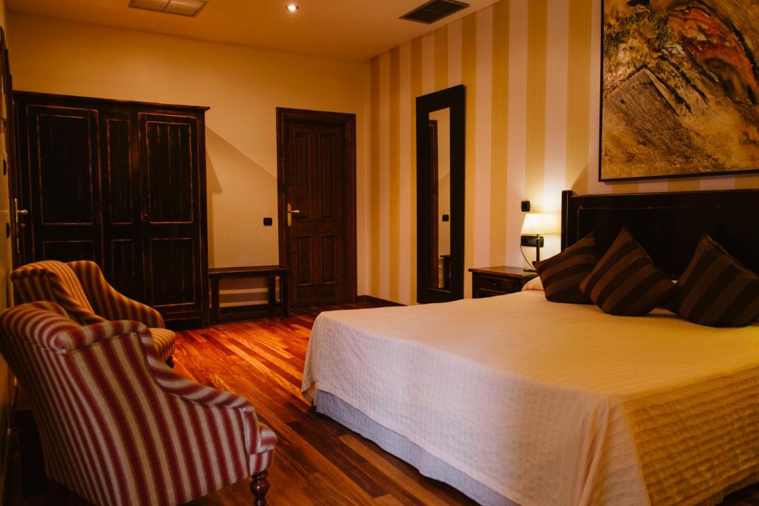 Photo of Bedroom in Albelda de Iregua