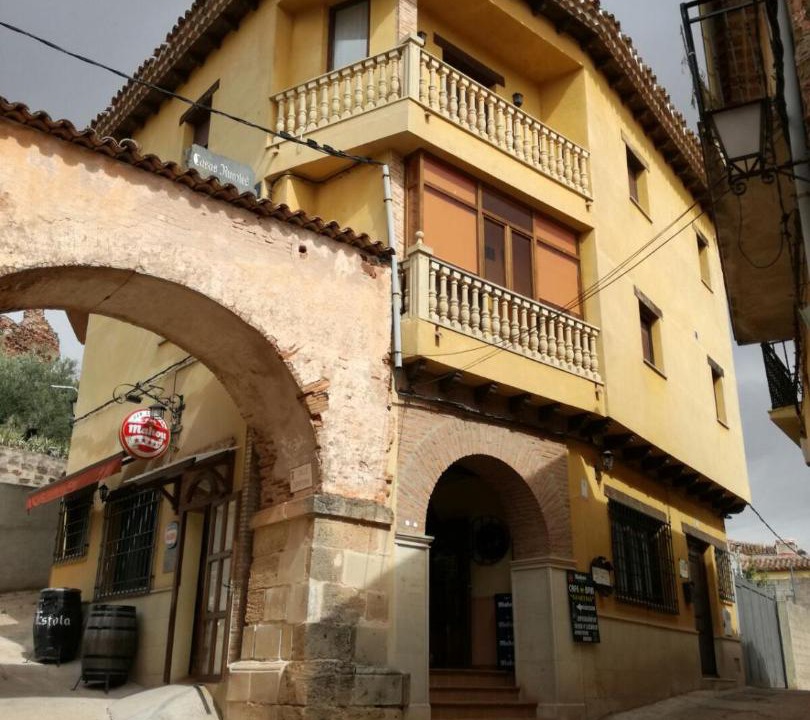 Photo of Others in Alcaraz