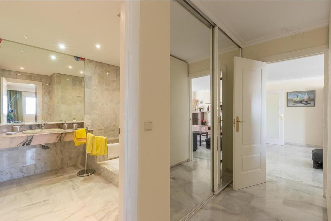 Photo of Bathroom in Torrequebrada
