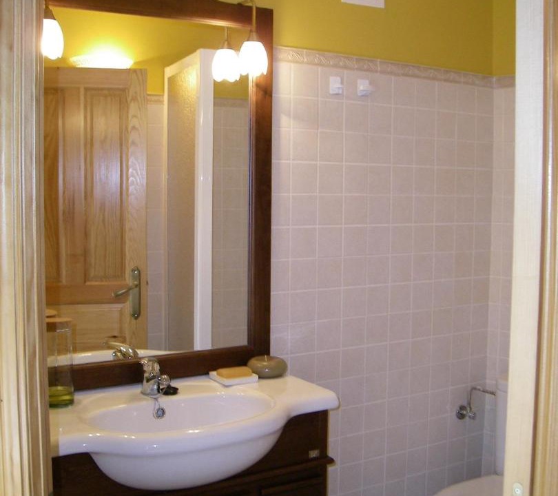 Photo of Bathroom in Nueva