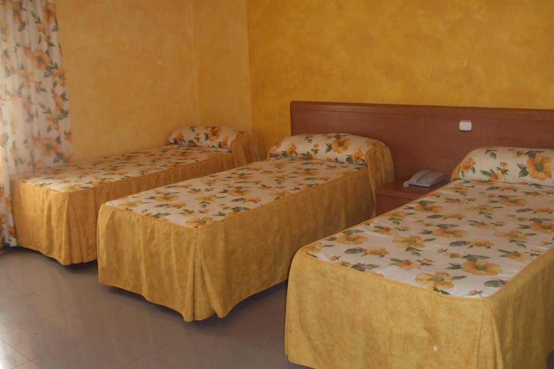 Photo of Bedroom in Roa
