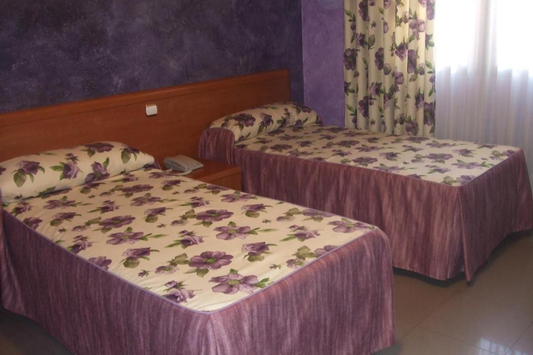 Photo of Bedroom in Roa