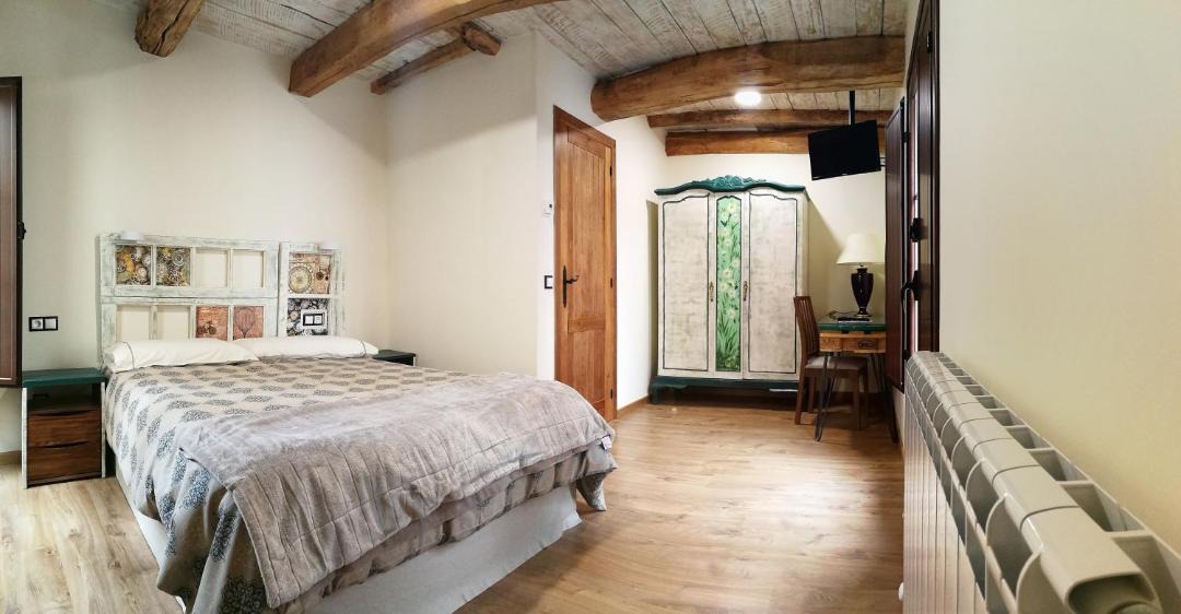 Photo of Bedroom in Molinaseca