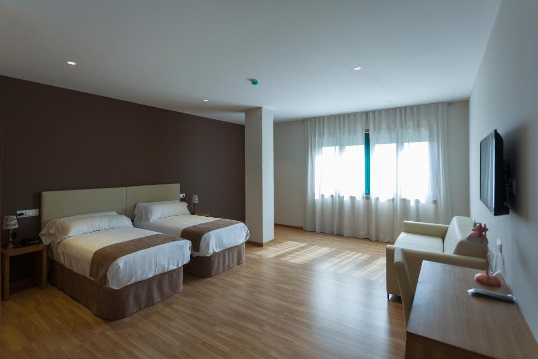 Photo of Bedroom in Naron