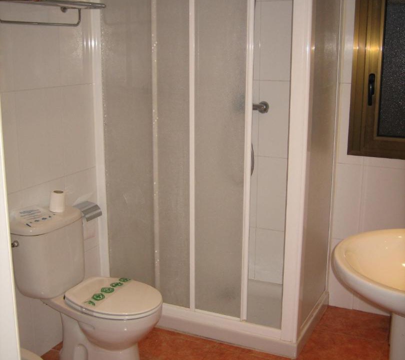Photo of Bathroom in La Puebla de Alfinden