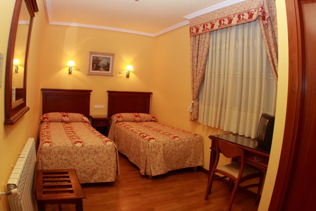 Photo of Bedroom in San Leonardo de Yague