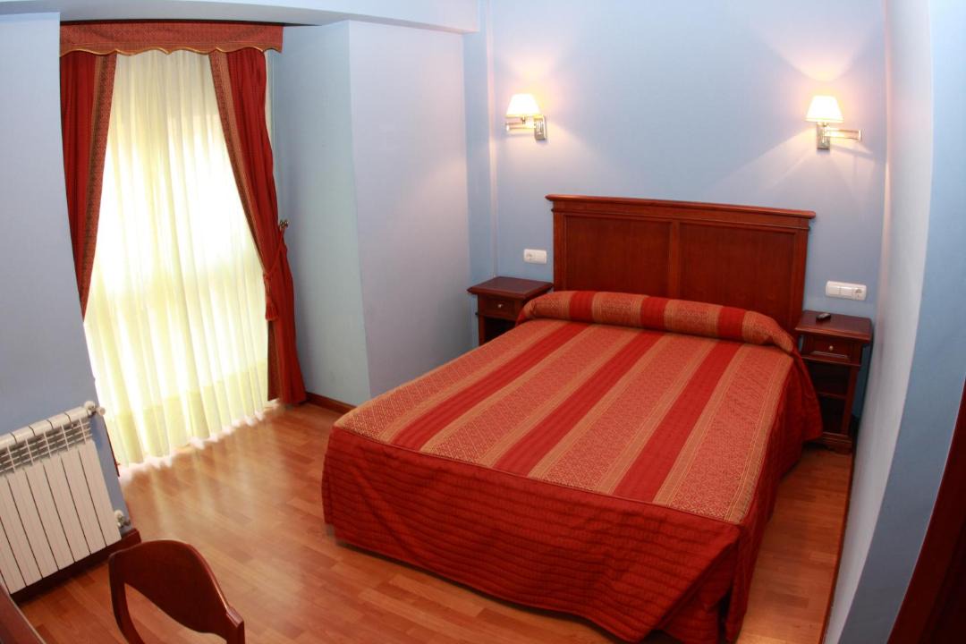 Photo of Bedroom in San Leonardo de Yague