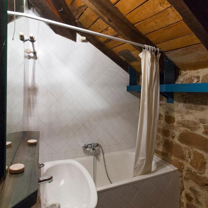 Photo of Bathroom in Canduela