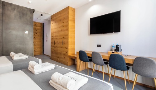 Deluxe Quadruple room, exterior