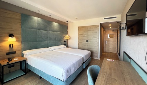 Premium Room
