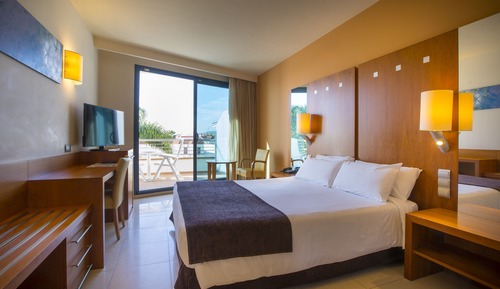 Double or Twin Room, Terrace, Sea View