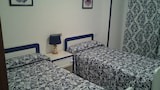 Twin Room, Private Bathroom