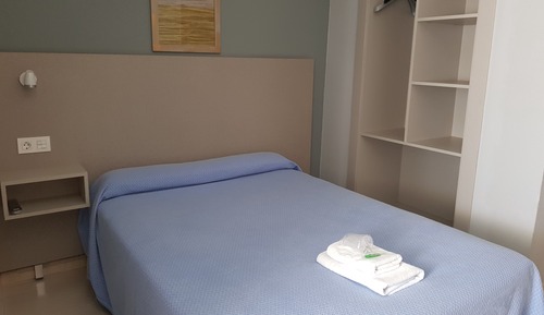 Double Room Single Use, Private Bathroom