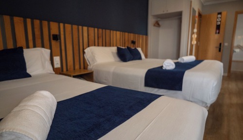 Classic Twin Room, City View