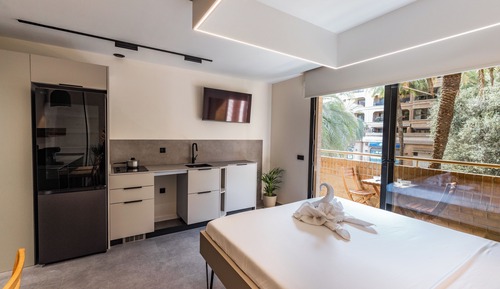 Apartment, Balcony