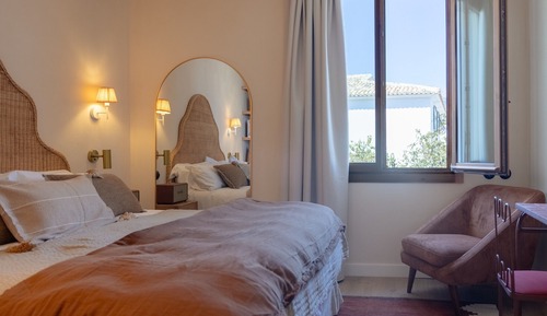 Double Room, Mountain View