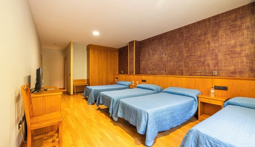 Standard Quadruple Room