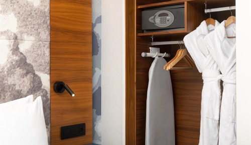 Suite, 1 Bedroom (1 King Bed with Sofa bed)
