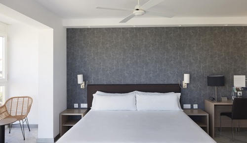 Premium Double Room Single Use, Sea View