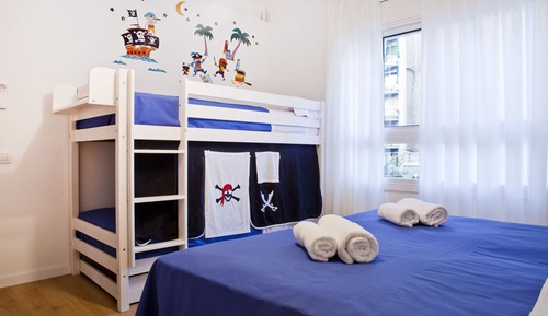 Basic Quadruple Room, Shared Bathroom