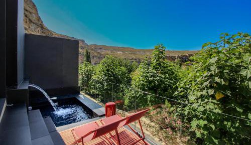 Suite with Private Pool