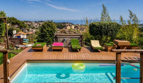 Villa with Sea View