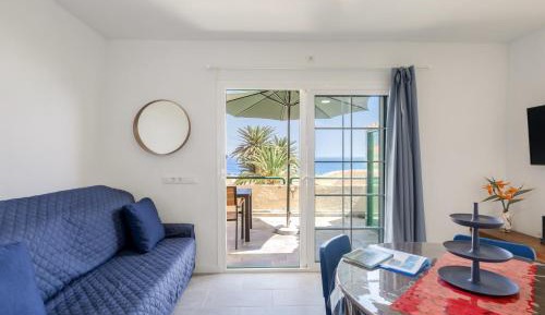 Studio Apartment with Sea View