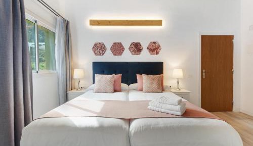 Studio Apartment with Sea View