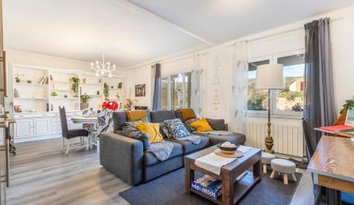 Three-Bedroom Premium Apartment with Balcony