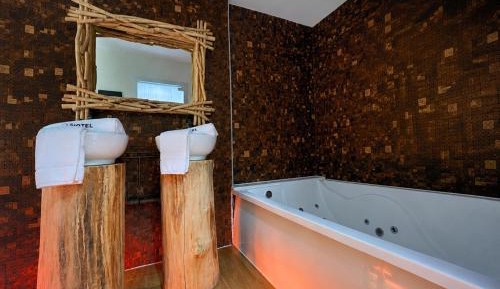 Suite with Private Pool