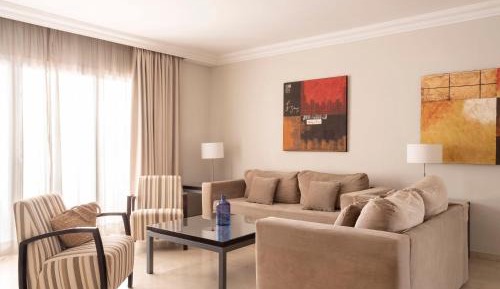 Superior Two-Bedroom Apartment (6 Adults)