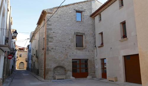 Seven-Bedroom House