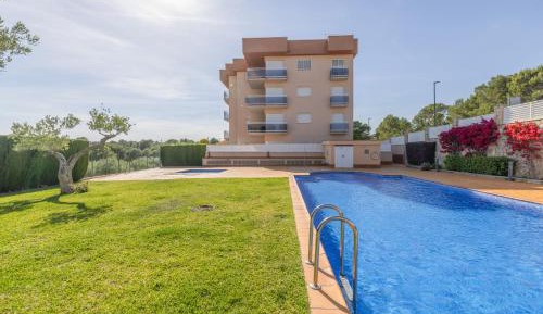 Two-Bedroom Deluxe Apartment with Ocean View