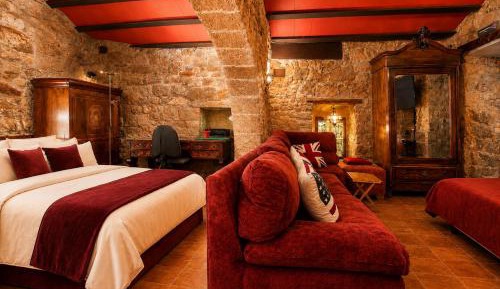 The Grand Suite