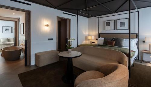 Presidential Suite